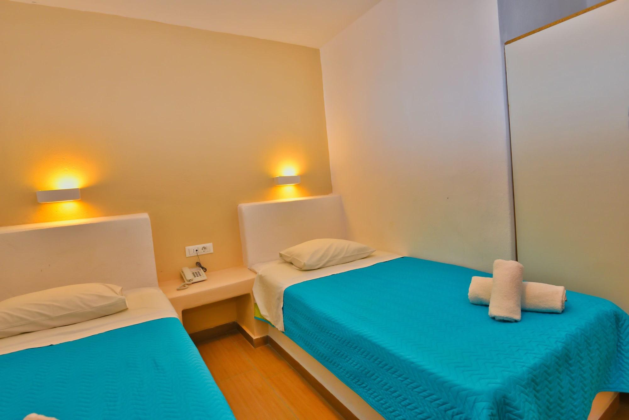 Omiros Hotel 梅萨雷亚 外观 照片